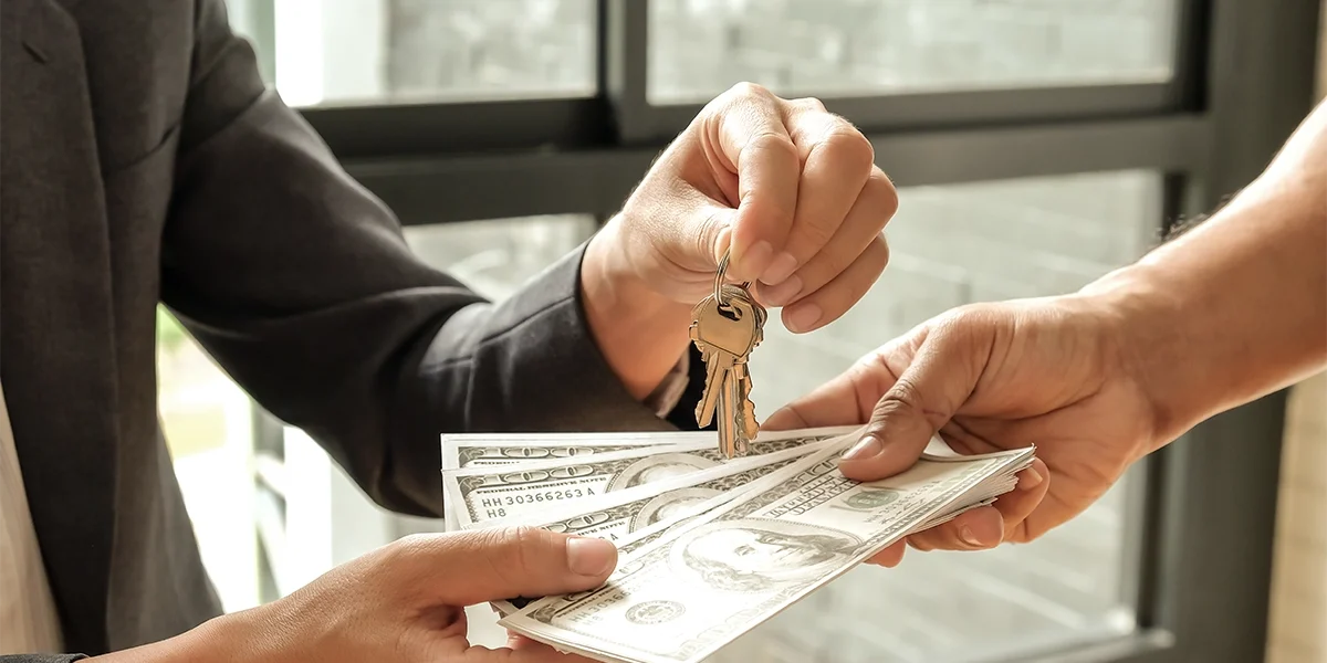 buyers-and-sellers-give-dollar-money-sellers-give-2023-11-27-05-00-28-utc copy buyers-and-sellers-give-dollar-money-sellers